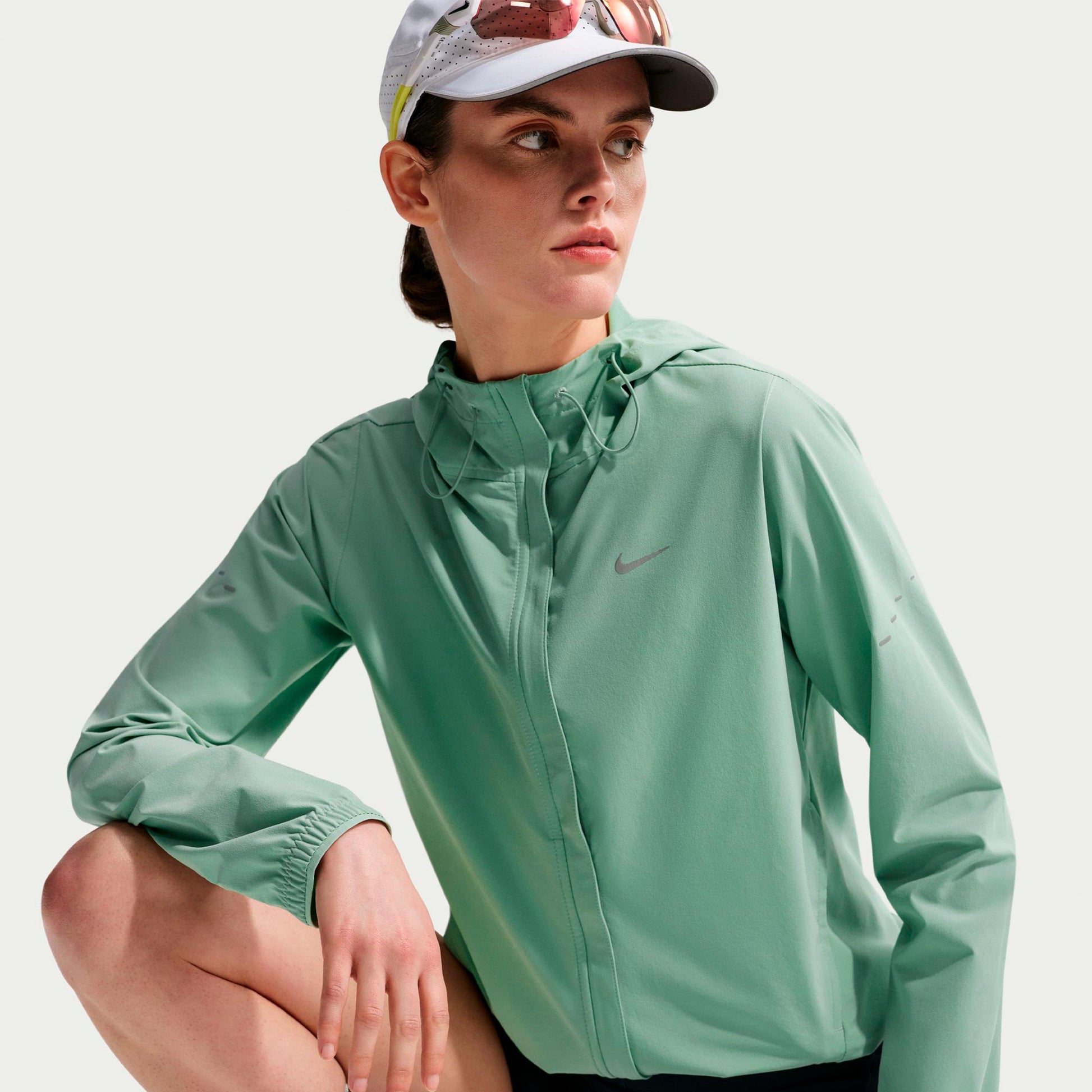 Nike Swift Laufjacke Damen - hellgrün, silber