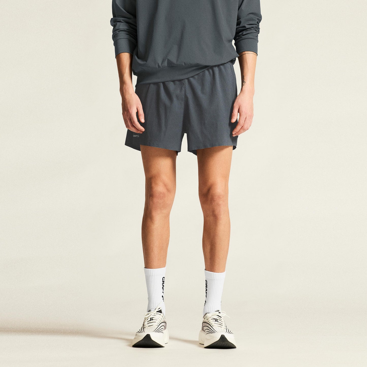 Craft Hypervent Structure Laufshorts Herren - anthrazit