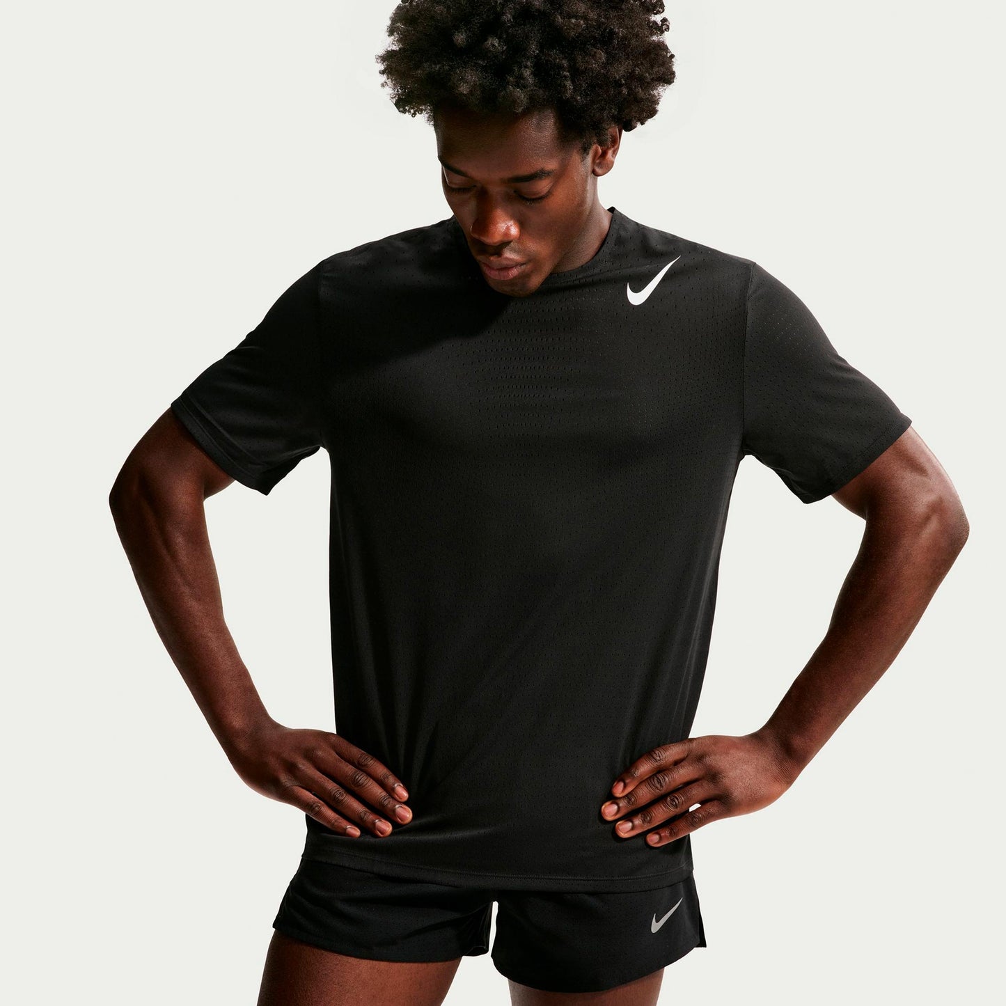 Nike Aeroswift Laufshirt Herren - schwarz, weiß