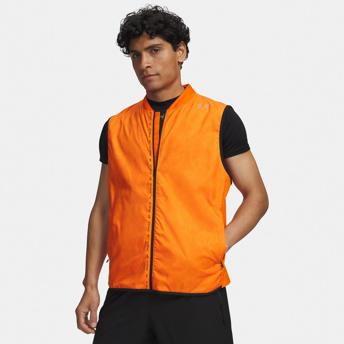 Under Armour Velociti ColdWeather Storm  Laufweste Herren - orange