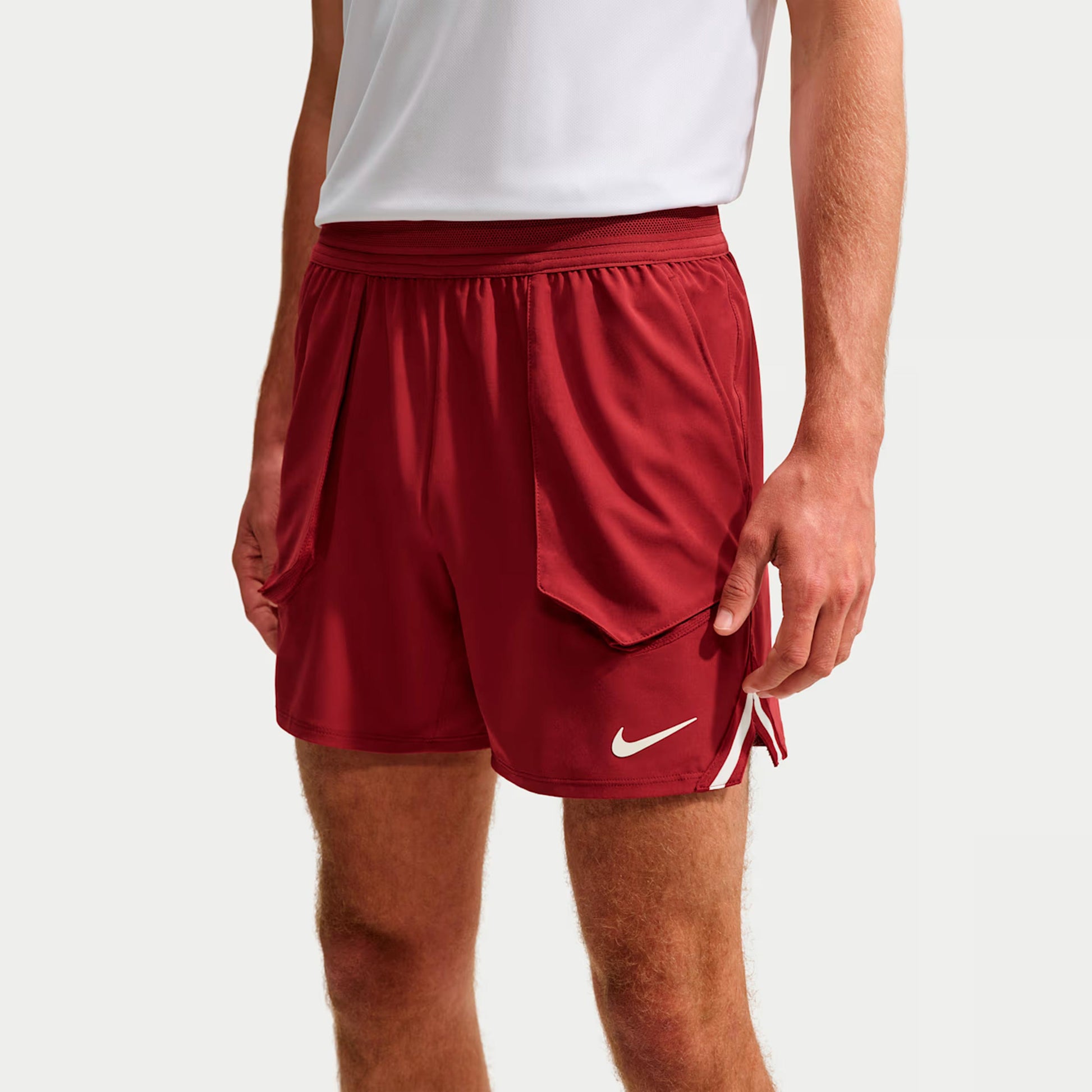 Nike Jannik Sinner Court Slam Shorts Herren - weinrot, creme
