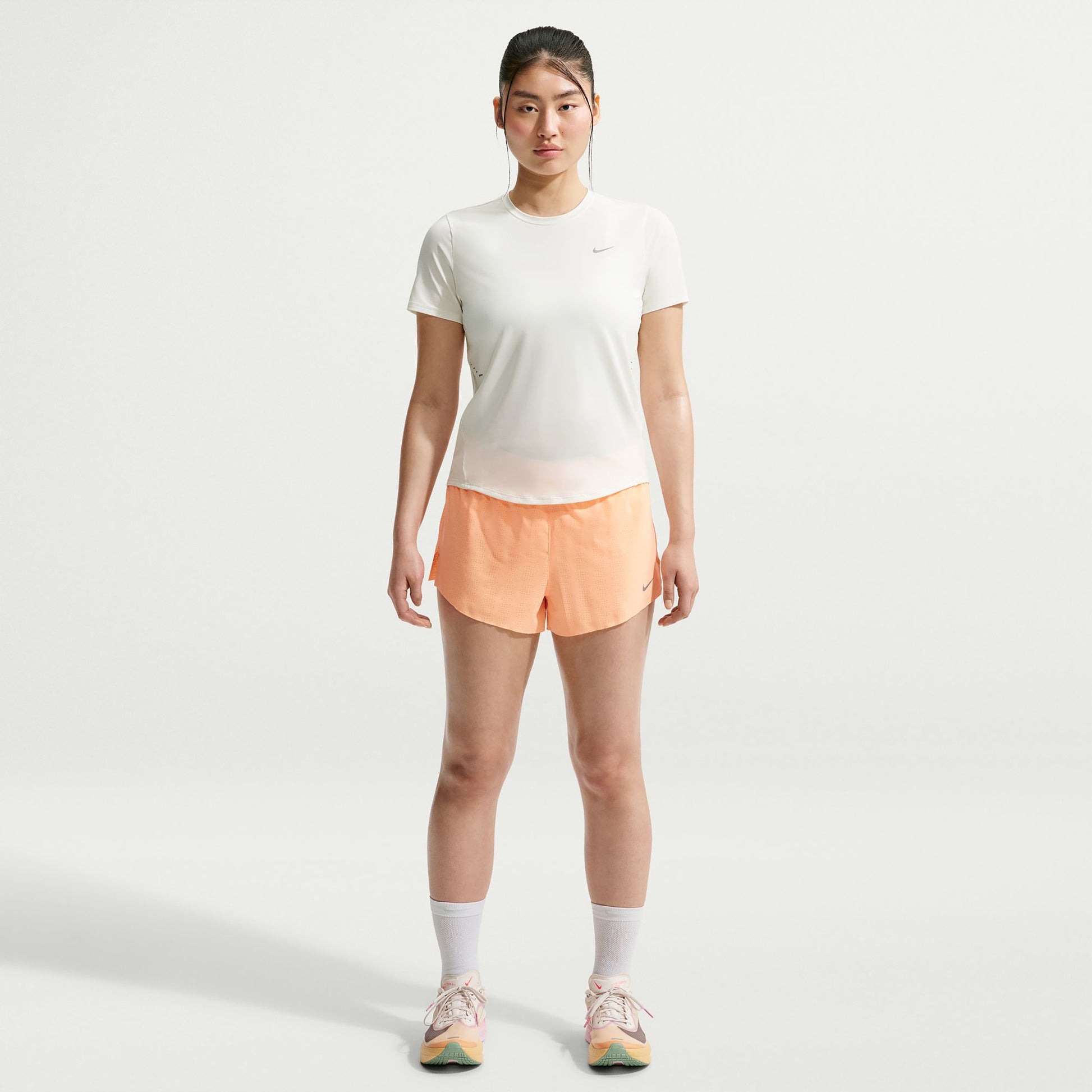 Nike Swift  Laufshirt Damen - weiß, silber