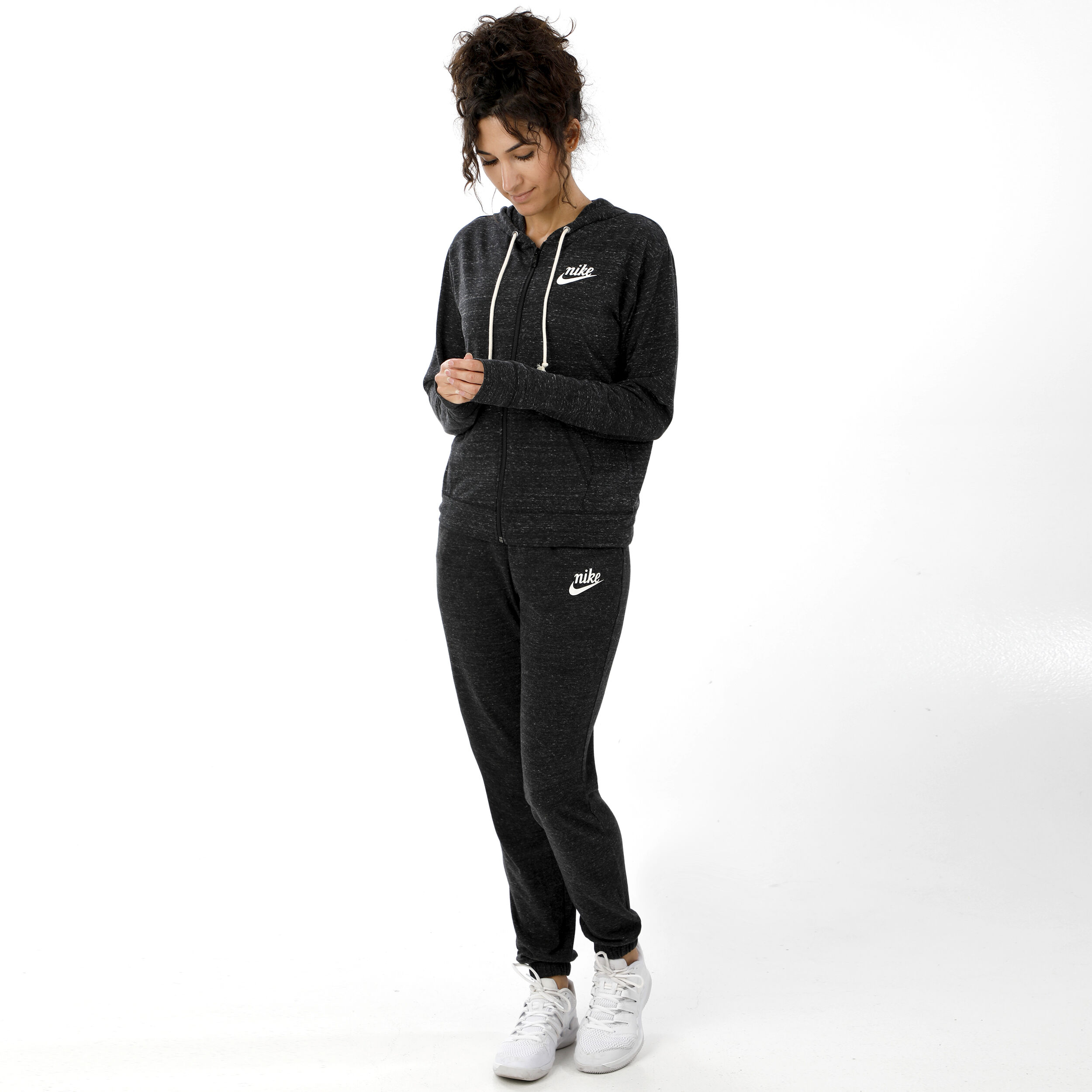 Nike Sportswear Gym Vintage Trainingshose Damen Dunkelgrau Creme online kaufen Tennis Point AT