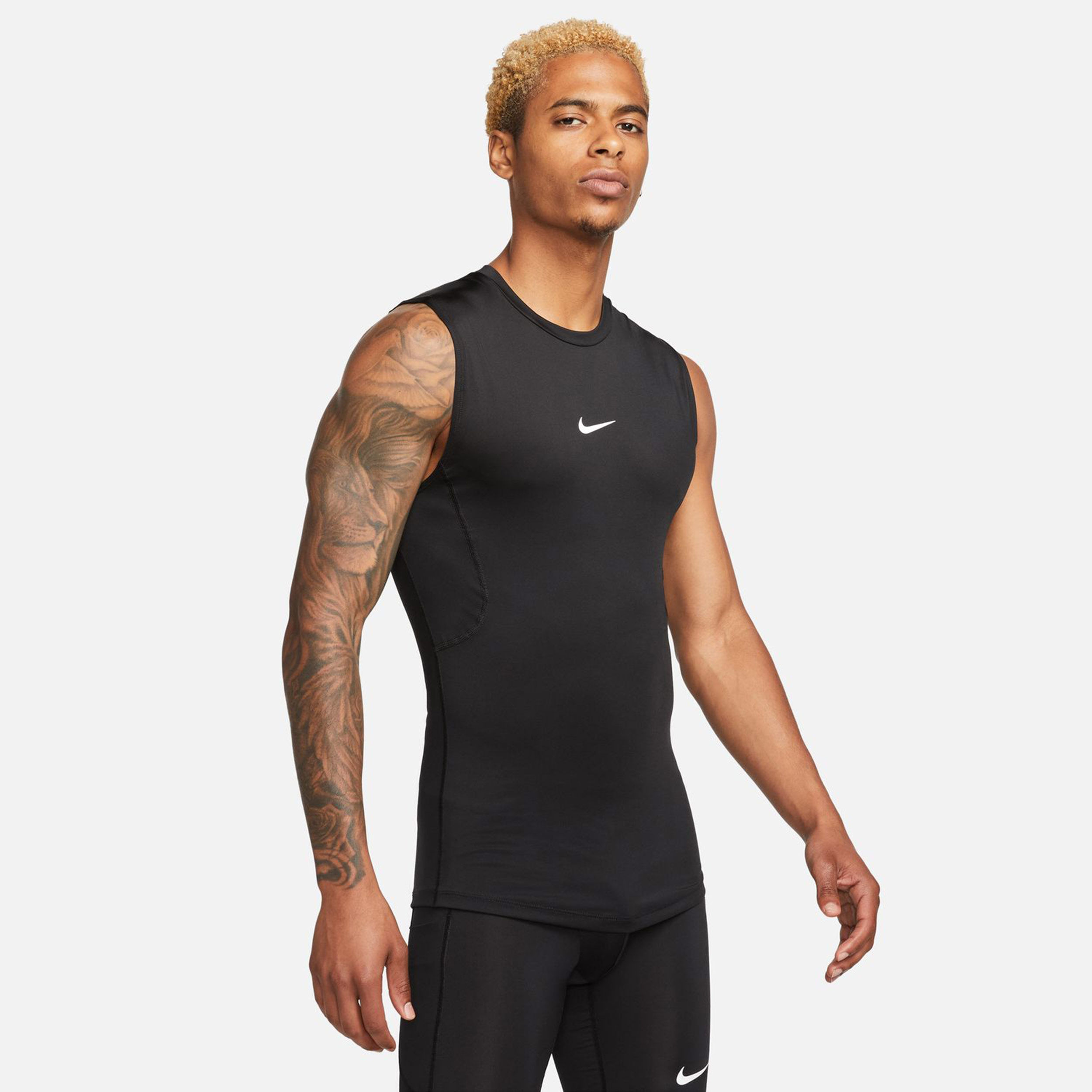 Nike training tank men's online