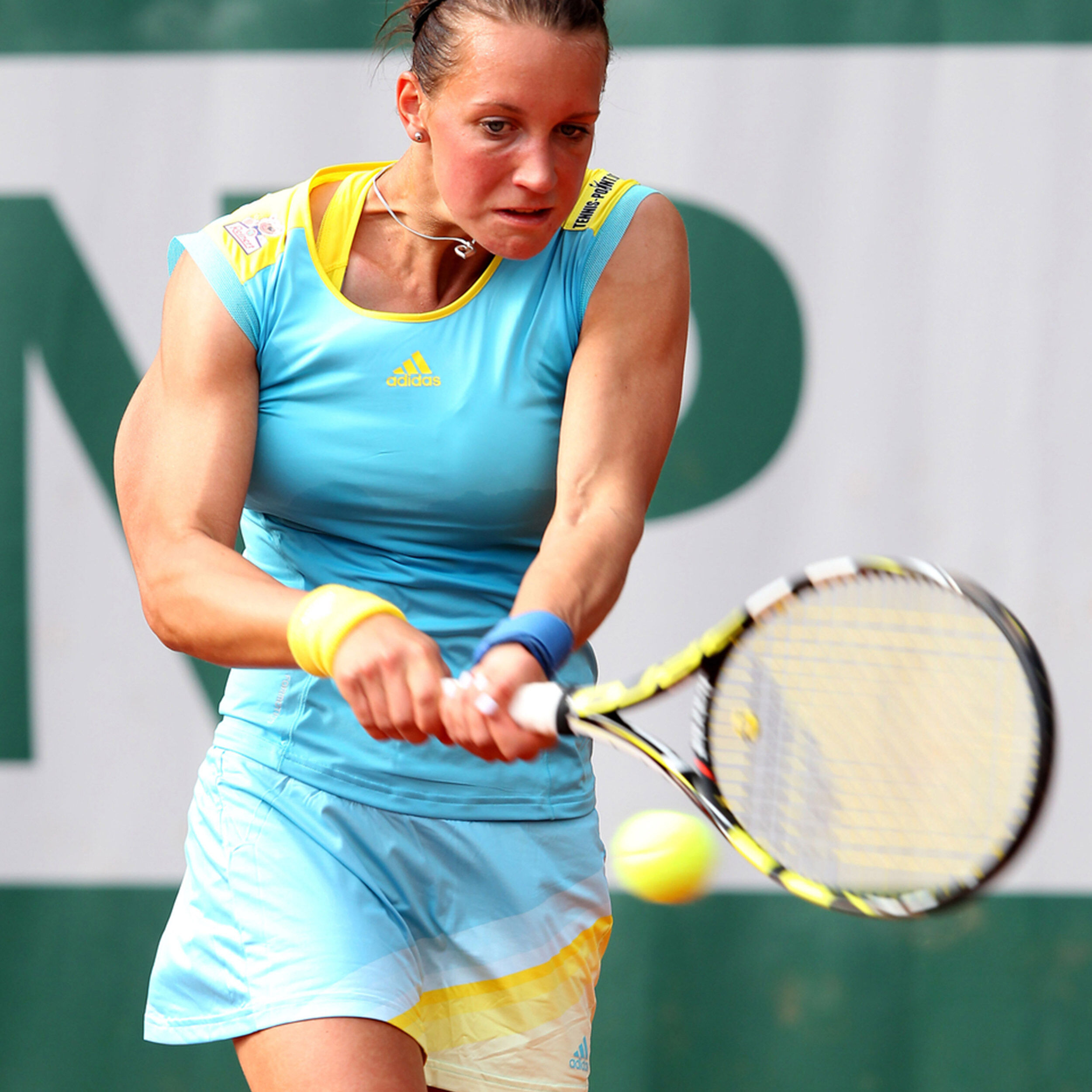 Adidas tennis shoes kerber on sale
