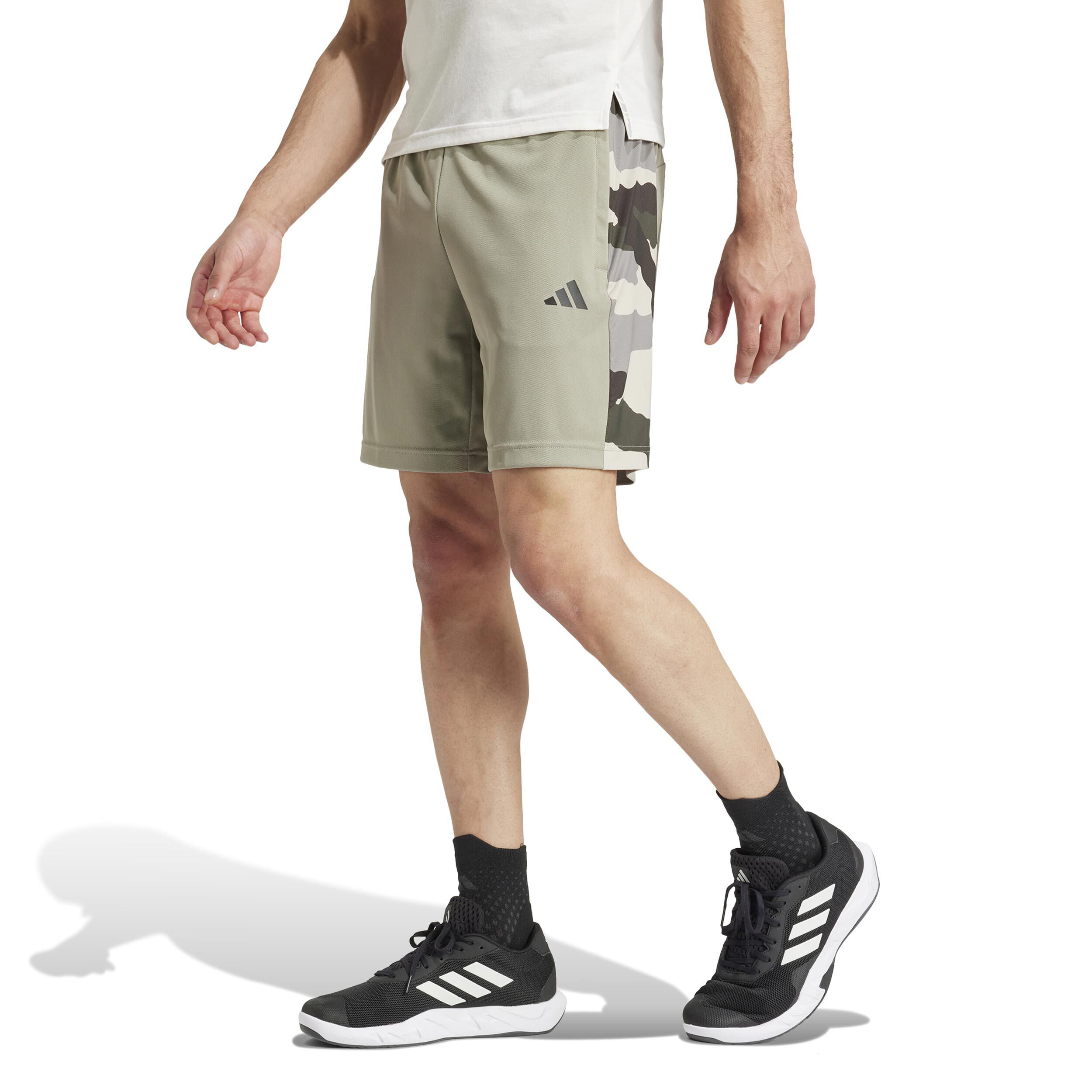 Zipped shorts 2025