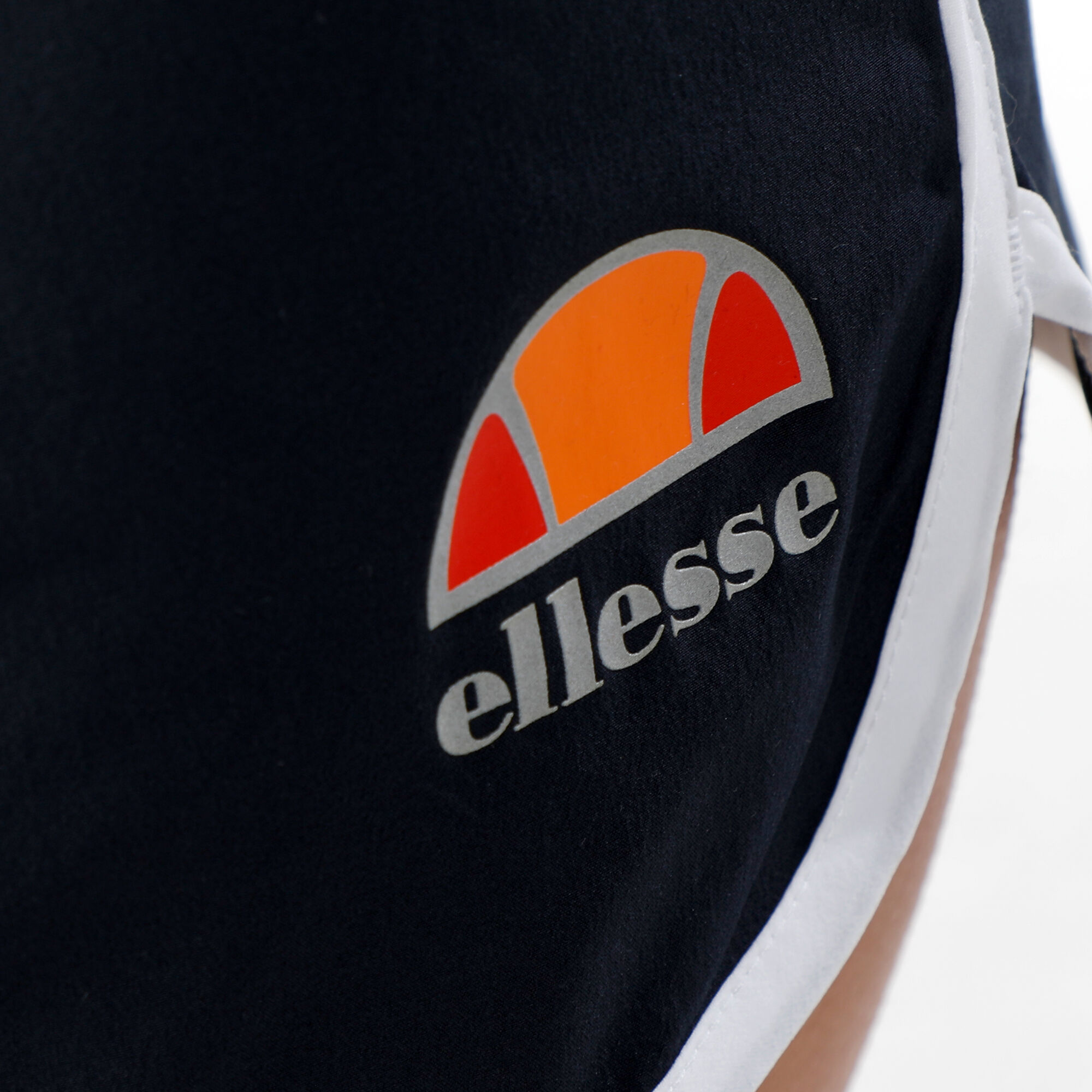 Ellesse