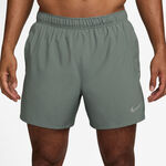 Nike Bekleidung Nike Challenger 5in Laufshorts Herren - salbei