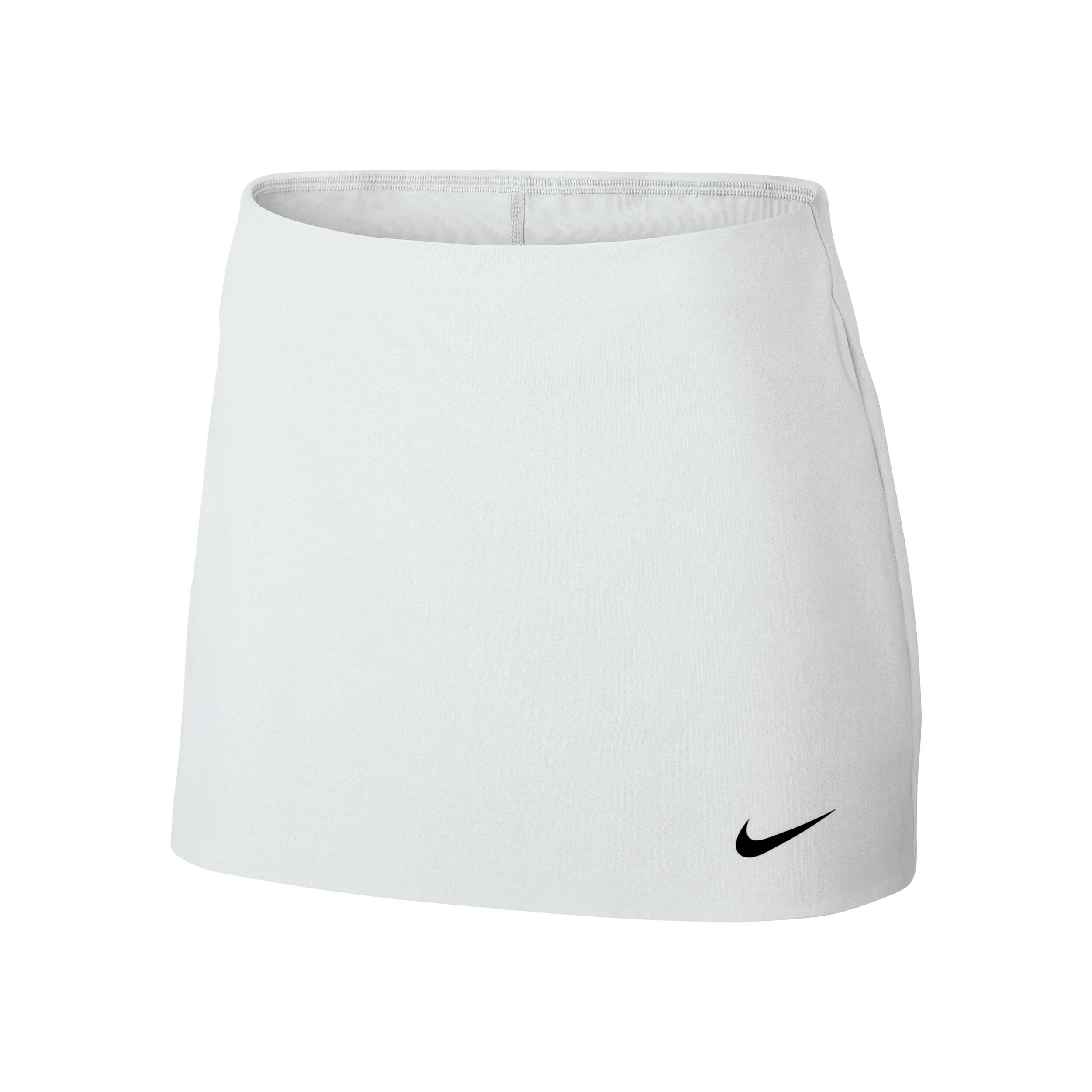 Nikecourt power outlet